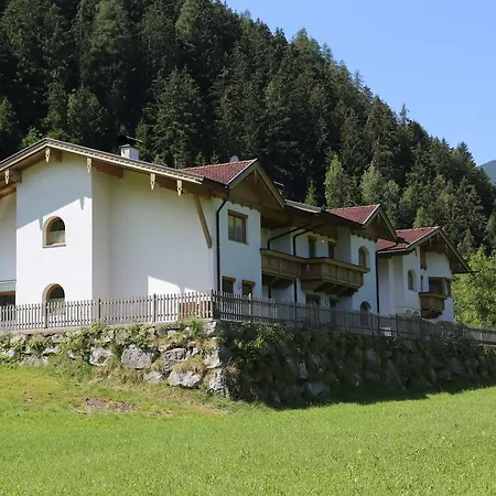 Haus Peter Schiestl Apartamento