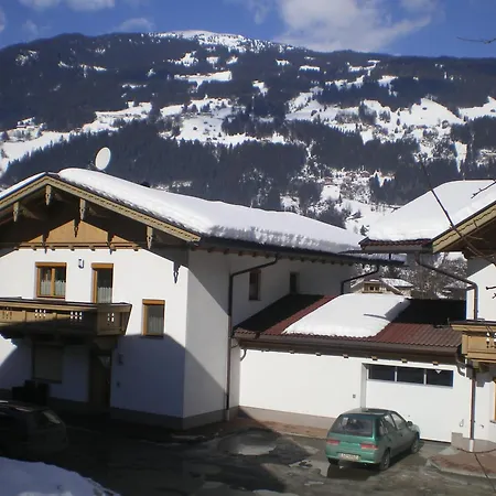 Haus Peter Schiestl *