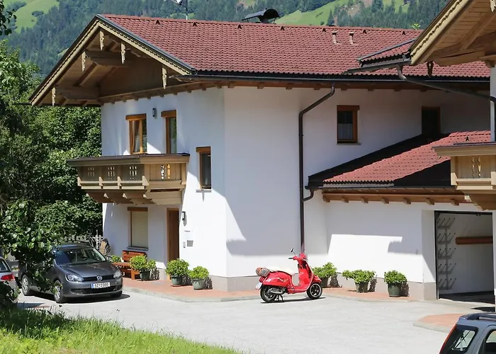 彼得豪斯希斯特公寓 * 齐勒河谷采尔